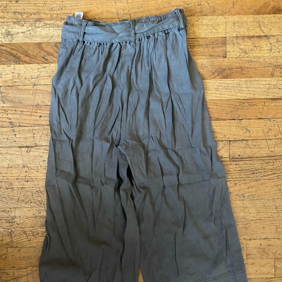 Wide Leg Pants - Picture 3 of 4